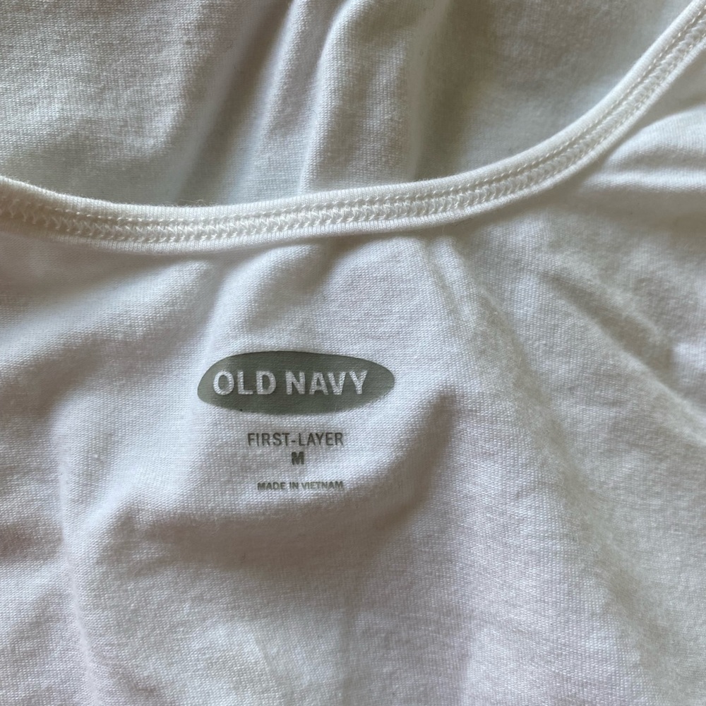 White tank - Picture 2 of 2